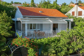 Vacation house Maslenica
